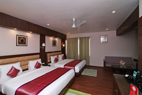 Hotel The Pride by OYO Rooms