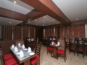 Hotel The Pride by OYO Rooms