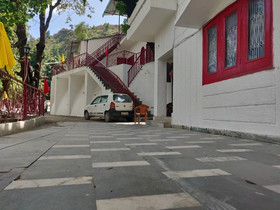 Hotel Usha Palace