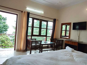 Hotel Usha Palace