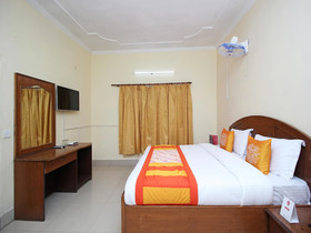Hotel Usha Palace by OYO Rooms