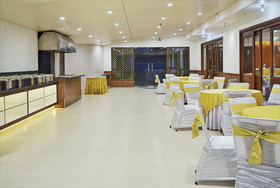Hotel Vishnu Palace