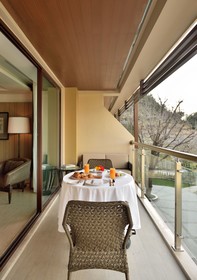 JW Marriott Mussoorie Walnut Grove Resort And Spa