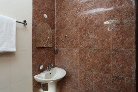 Kempty Residency by OYO Rooms
