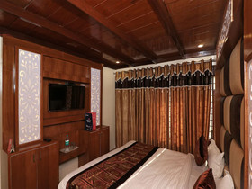 Krishiv Residency By OYO Rooms
