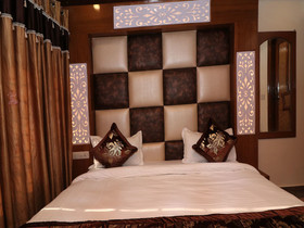 Krishiv Residency By OYO Rooms