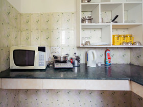 Oak Cottage by OYO Rooms