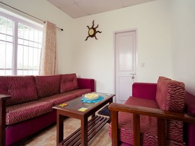 Oak Cottage by OYO Rooms