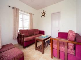 Oak Cottage by OYO Rooms