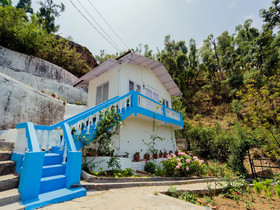 Oak Cottage by OYO Rooms