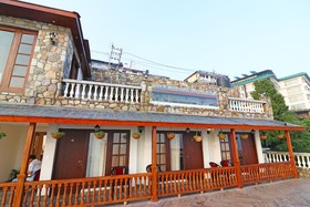 OYO 16063 Hotel Grand Valley