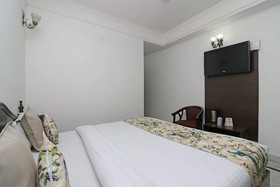 OYO 16063 Hotel Grand Valley