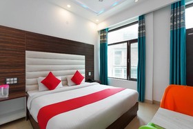 Rahul Restaurant And Guest House by OYO Rooms