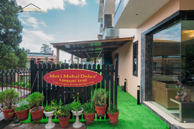 Silver Arch Hotel