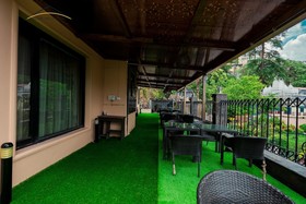 Silver Arch Hotel