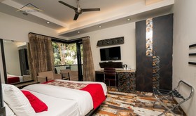 Silver Arch Hotel