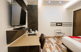 Silver Arch Hotel