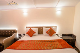 Silver Arch Hotel