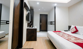 Silver Arch Hotel