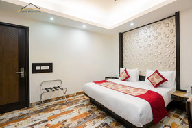 Silver Arch Hotel