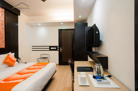 Silver Arch Hotel