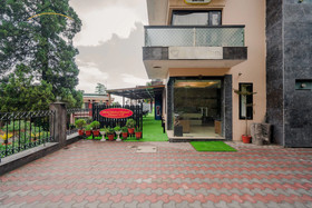 Silver Arch Hotel