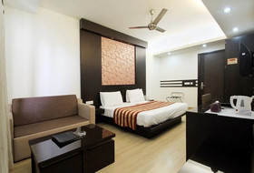 Silver Arch Hotel