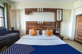 Spot On 68390 Sunrise Homestay