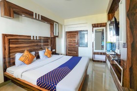 Spot On 68390 Sunrise Homestay