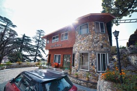 The Kenilworth Mussoorie by Stotrak