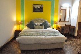 Tulip Inn Green Castle