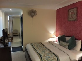 Tulip Inn Green Castle