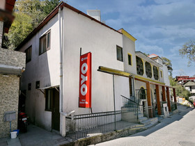 Villa Barlow by OYO Rooms