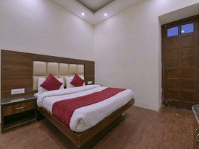 Villa Barlow by OYO Rooms