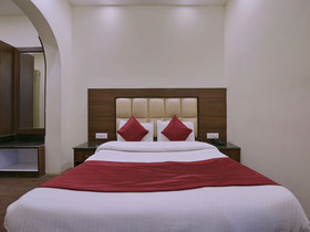 Villa Barlow by OYO Rooms