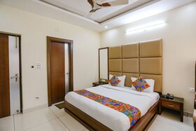 Winter Line Inn by Fabhotel