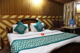 Ashok Hotel
