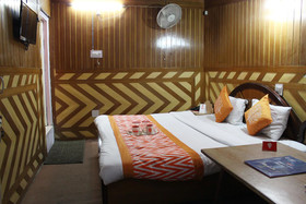 Ashok Hotel
