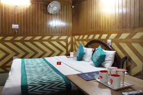 Ashok Hotel