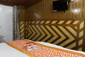 Ashok Hotel