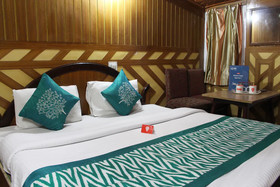 Ashok Hotel