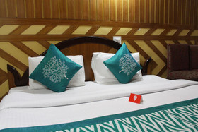 Ashok Hotel