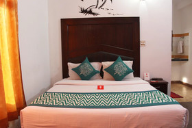Ashok Hotel
