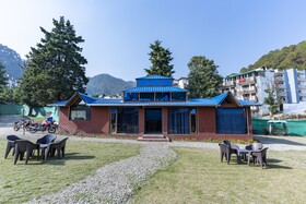 Bimbos Club Resort