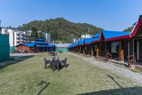 Bimbos Club Resort