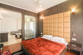Dynasty Resort Khurpatal