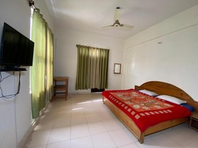 Goroomgo Kanara Bhimtal