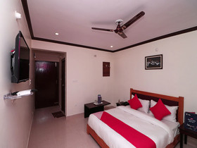 Green Roof Hotel And Resorts