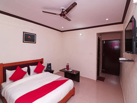 Green Roof Hotel And Resorts