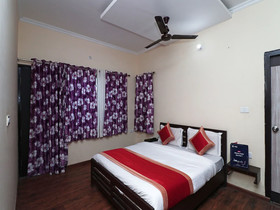 Green Roof Hotel And Resorts